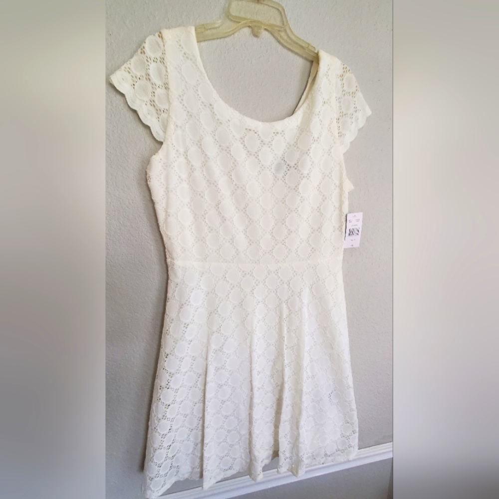 RN Studio by Ronni Nicole White Lace Overlay Lined Dress Cap Sleeve